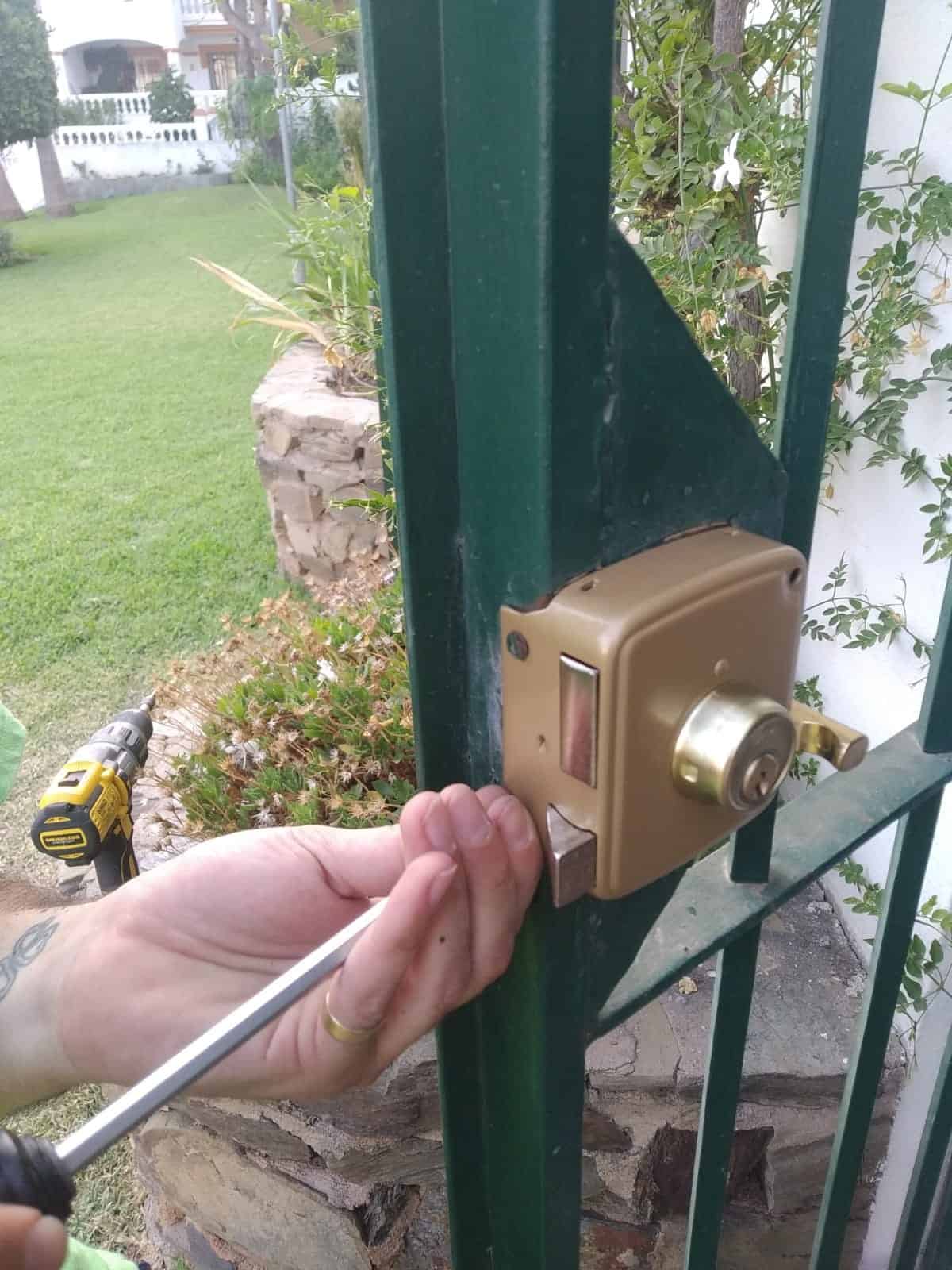 que puede hacer un cerrajero para aumentar la seguridad de mi vivienda